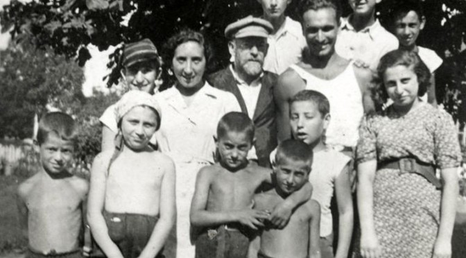 «Ոչ բոլորն են սրիկա…». ասաց նա ֆաշիստ սպային՝ 200 երեխաների հետ մտնելով գազային խցիկ