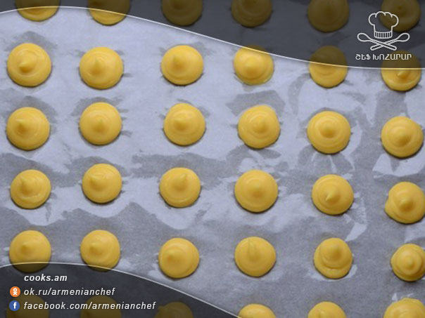 Շատ համեղ և յուրօրինակ տորթ էկլերներով, որը մի քիչ ժամանակատար է, բայց արժե պատրաստել