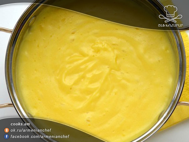 Շատ համեղ և յուրօրինակ տորթ էկլերներով, որը մի քիչ ժամանակատար է, բայց արժե պատրաստել