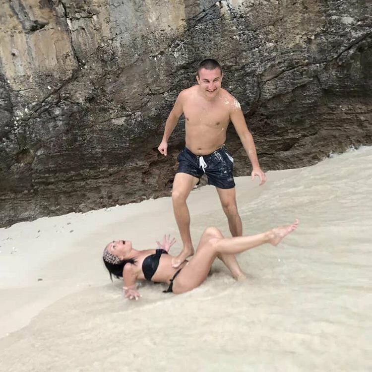 Անուղղելի բռի մարդիկ, որոնք ինչ-ինչ պատճառներով շատ աղջիկներ են սիրում