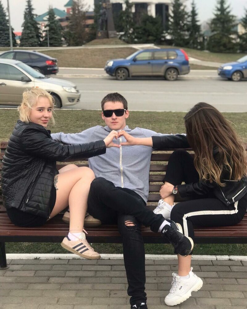 Անուղղելի բռի մարդիկ, որոնք ինչ-ինչ պատճառներով շատ աղջիկներ են սիրում