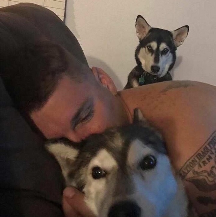 13 մահացու լուսանկարներ այն մասին, թե ինչպիսի տեսք ունի նախանձը