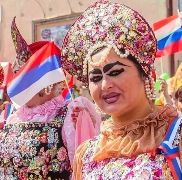 Ա՜խ այս հոնքերը։ 15 աղջիկներ որոնք բոլորին կզարմացնեն իրենց հոնքերով