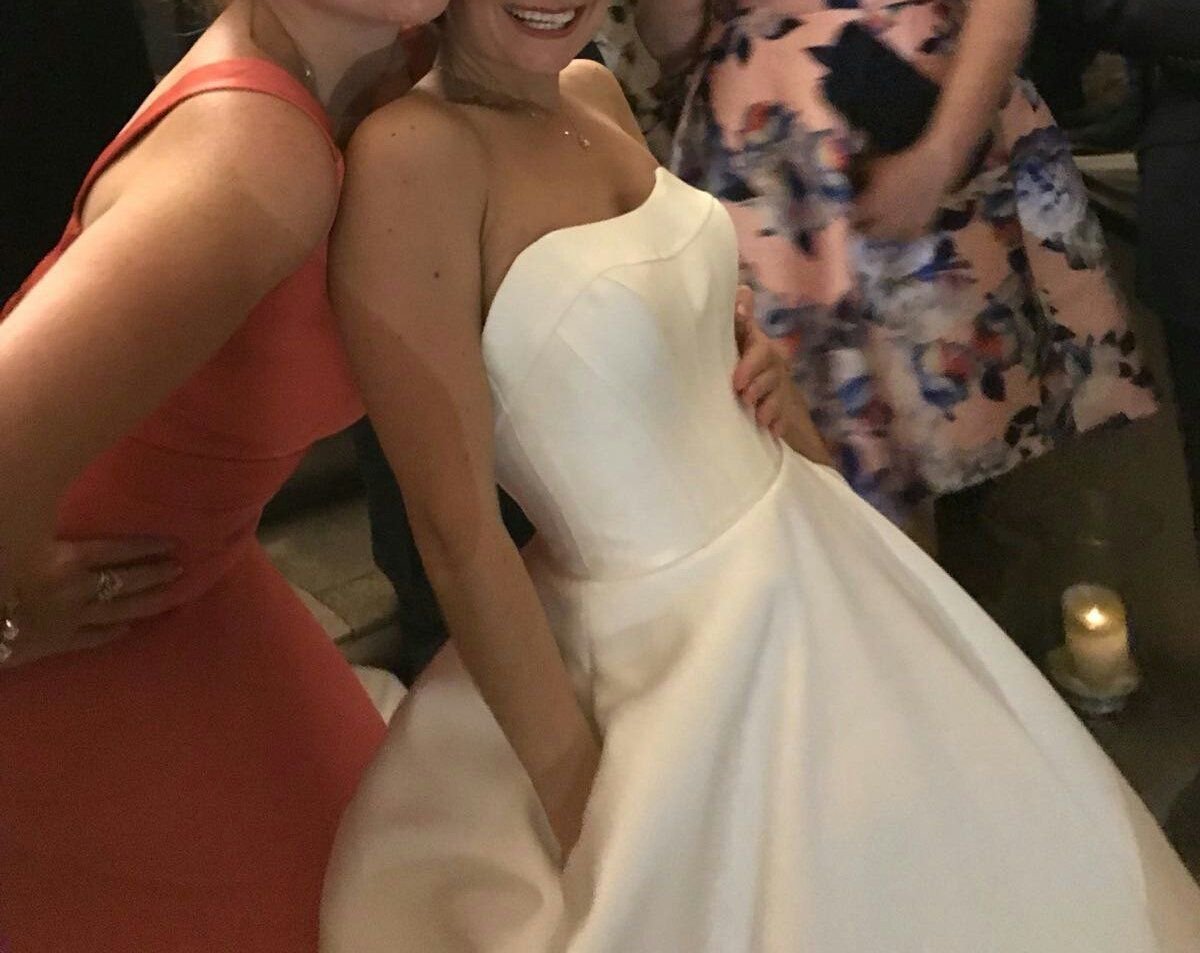 Գրպաններով հարսանեկան զգեստ. աղջիկները հիացած են