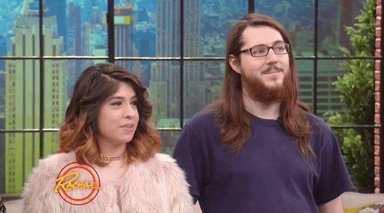 Աղջիկը համոզեց ընկերոջը կտրել իր երկար մազերը: Արդյունքը գերազանցեց բոլոր սպասումները