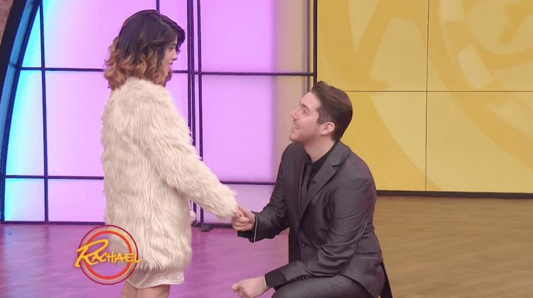 Աղջիկը համոզեց ընկերոջը կտրել իր երկար մազերը: Արդյունքը գերազանցեց բոլոր սպասումները