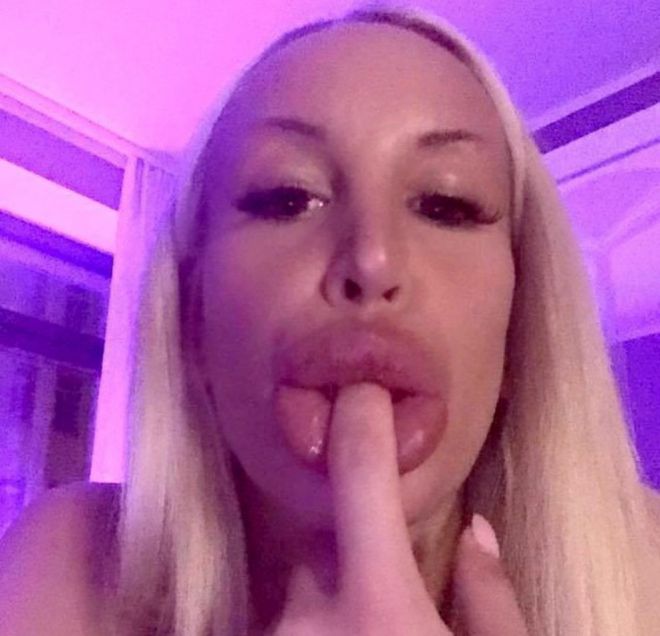 25 հմայիչ աղջիկներ, ովքեր վստահ են, որ գեղեցկությունը պետք է լինի շատ, շաա՜տ շատ