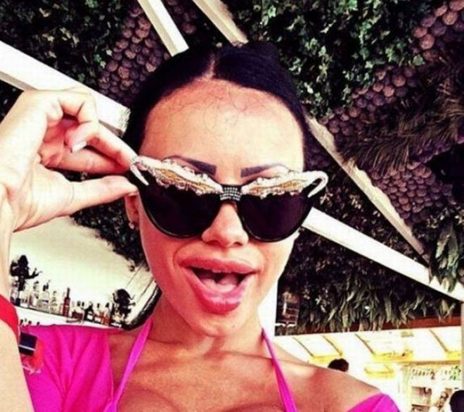 25 հմայիչ աղջիկներ, ովքեր վստահ են, որ գեղեցկությունը պետք է լինի շատ, շաա՜տ շատ