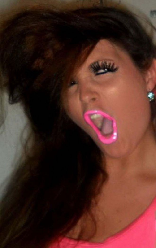 25 հմայիչ աղջիկներ, ովքեր վստահ են, որ գեղեցկությունը պետք է լինի շատ, շաա՜տ շատ