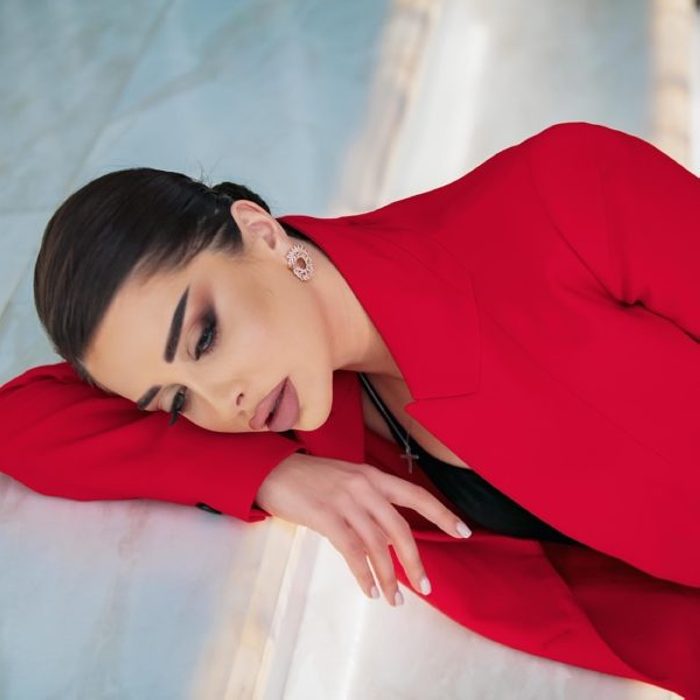 Աներևակայելի գեղեցիկ վրացուհին գերել է բոլորին իր արտաքինով