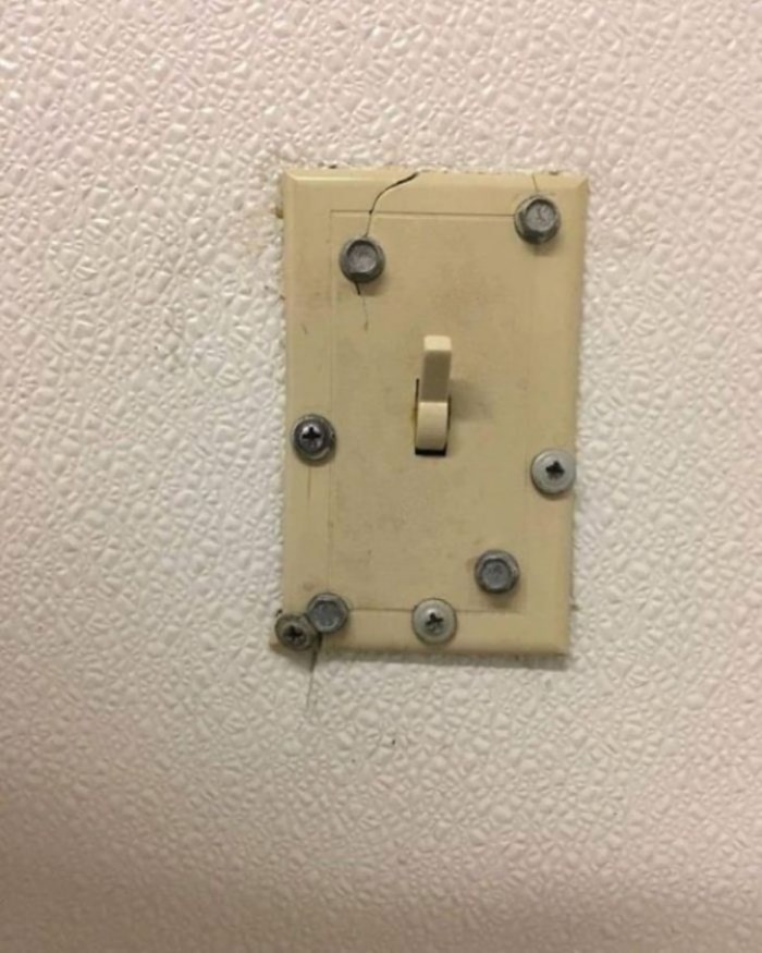 Ներքին հարդարման 30 աշխատանքներ, որոնք "աղետալի" անվանելուց բացի ուրիշ կերպ դժվար է անվանել