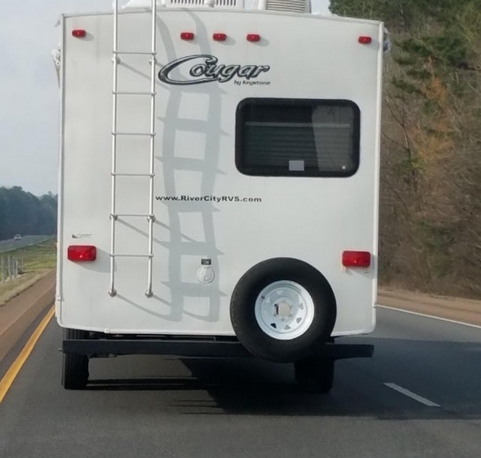 24 խորհրդավոր ու անսովոր ստվերներ, որոնք իրենց նենգությամբ հաստատ ուզում են մեզ խափել։