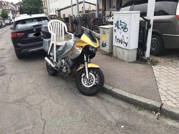 20 մարդիկ, որոնք ունեին հասարակ առաջադրանք, բայց միևնույն է նրանք կարողացան ձախողել այն