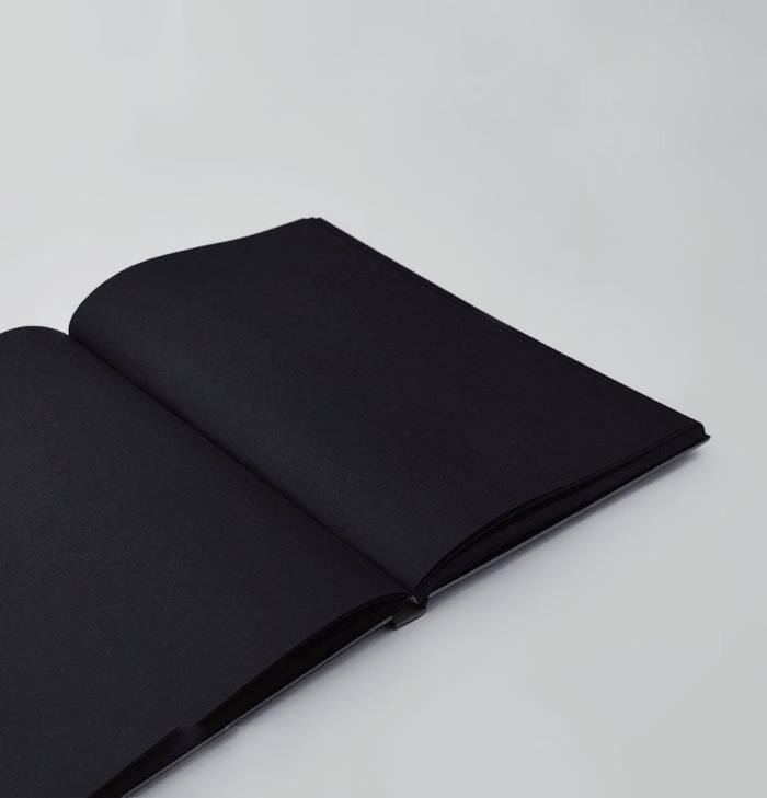 Ահա՛, թե ինչ է նշանակում դիզայների քմահաճույք: 30 թույն լուսանկարներ քմահաճ դիզայներից՝ &laquo;Ամեն֊ինչ սև&raquo;