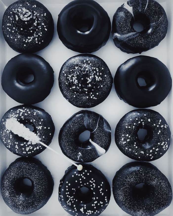 Ահա՛, թե ինչ է նշանակում դիզայների քմահաճույք: 30 թույն լուսանկարներ քմահաճ դիզայներից՝ &laquo;Ամեն֊ինչ սև&raquo;