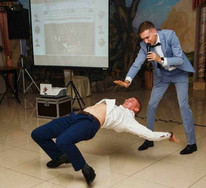 Լացելու աստիճալ զվարճալի լուսանկարներ, որոնք արվել են հարսանիքների մրցույթների ժամանակ