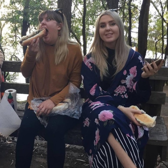 17 հումորային օրինակներ այն մասին, որ բոլոր աղջիկները բաժանվում են երկու տեսակի