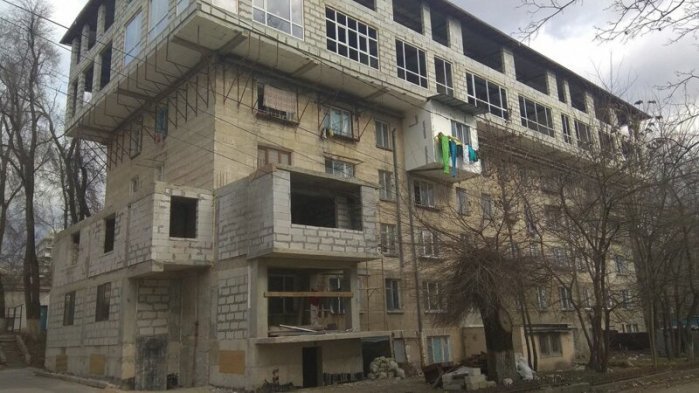17 անխոհեմ պատշգամբներ, որոնք չպետք է գոյություն ունենային