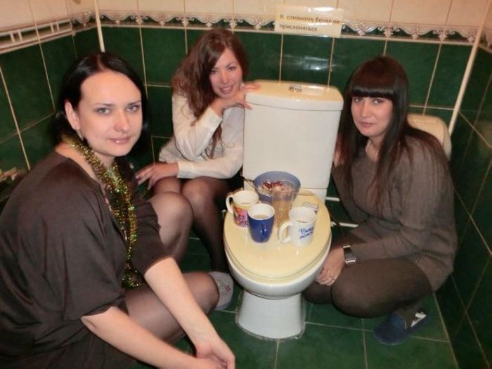 25 աղջիկներ, ովքեր չեն լսել բարդությունների մասին և ապրում են իրենց կանոններով