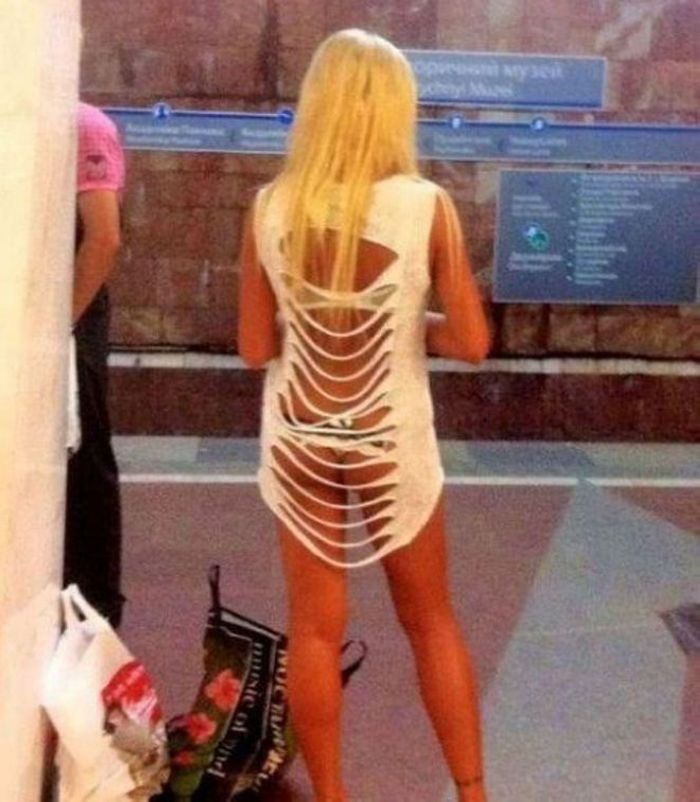 25 աղջիկներ, ովքեր չեն լսել բարդությունների մասին և ապրում են իրենց կանոններով