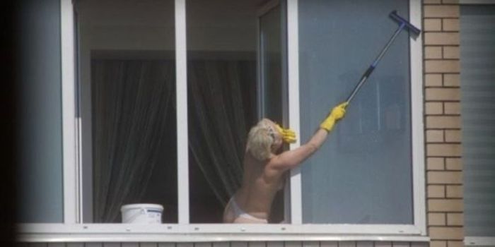 25 աղջիկներ, ովքեր չեն լսել բարդությունների մասին և ապրում են իրենց կանոններով