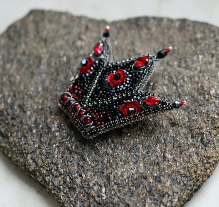 Շյուղագործությունը արվեստի զարմանալի ձև է: Շքեղ հանդերձանքներ` սեփական ձեռքերով