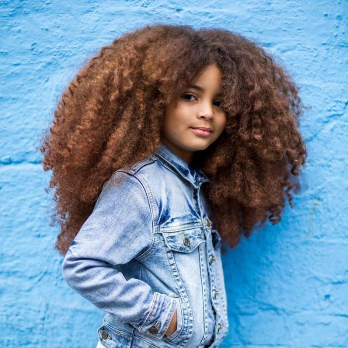 Այս հմայիչ տղան հիացրել է աշխարհը իր գանգուրներով