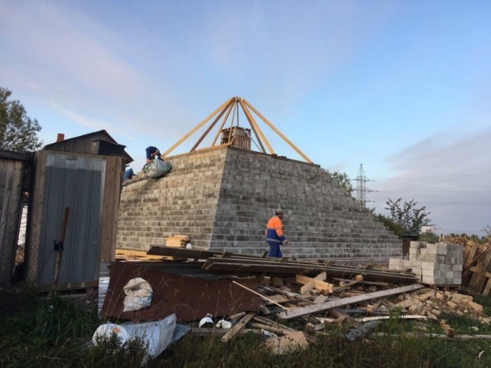 Էքսցենտրիկներ, ովքեր չեն ամաչում ապրել այնպես, ինչպես իրենք են ուզում