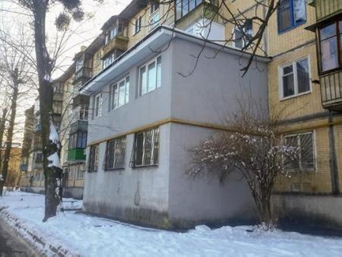 Լուսանկարներ ամբարտավան հարևանների մասին , որոնք ընդարձակվում են բոլոր ուղղություններով
