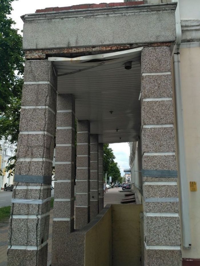 Լուսանկարների թարմ չափաբաժին` վայ-շինարարների ցնցող էժանագին աղբից