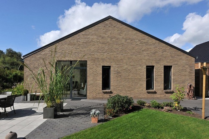 Մեկ հարկանի տների գեղեցիկ ֆասադներ. 51 գաղափարների լուսանկարներ