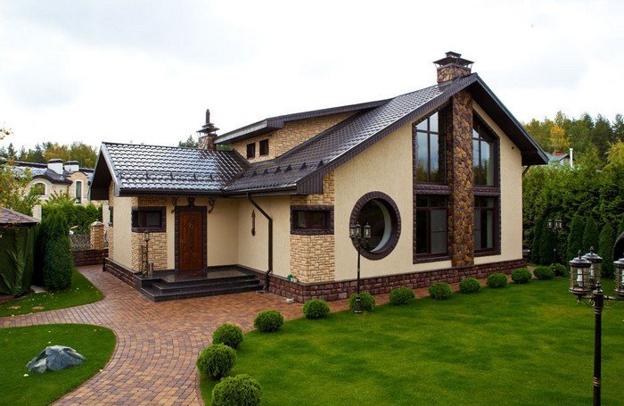 Մեկ հարկանի տների գեղեցիկ ֆասադներ. 51 գաղափարների լուսանկարներ