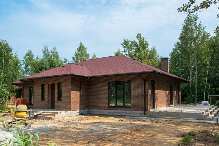 Մեկ հարկանի տների գեղեցիկ ֆասադներ. 51 գաղափարների լուսանկարներ