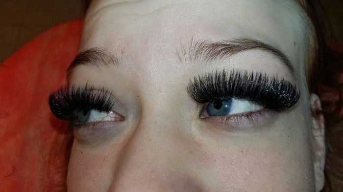 15 լուսանկար, որոնք ապացուցում են, որ թարթիչների երկարացումն իրական չարիք է