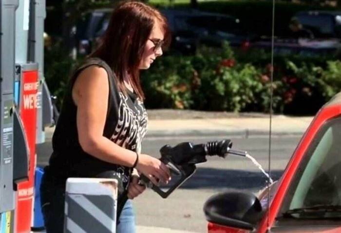 Ահա թե ինչու է աղջիկների պահվածքն այդքան հաճախ ծաղր ու ծանակի առիթ հանդիսանում