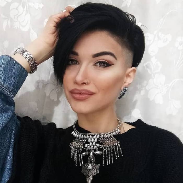 Սեզոնի ֆավորիտ—սանրվածքներ. 10 հետաքրքիր պատճառ` ձեր սանրվածքը թարմացնելու համար