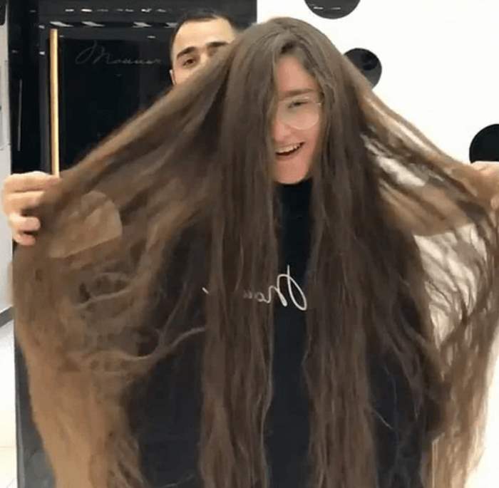 Աղջիկն այցելեց գեղեցկության սրահ և շատ կարճ կտրեց իր երկար մազերը արդյունքում նա 180 աստիճանի փոխվեց