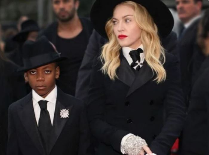 Ինչպիսի՞ն է այսօր Մալավիից այն տղան, որին 14 տարի առաջ որդեգրել էր Մադոննան