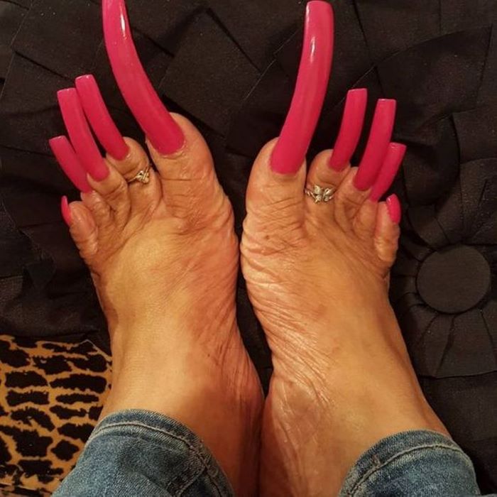 Մատնահարդարում և պեդիկյուր, որոնց վրա կորցրել են կառավարումը: Ավելի լավ է դա չտեսնել