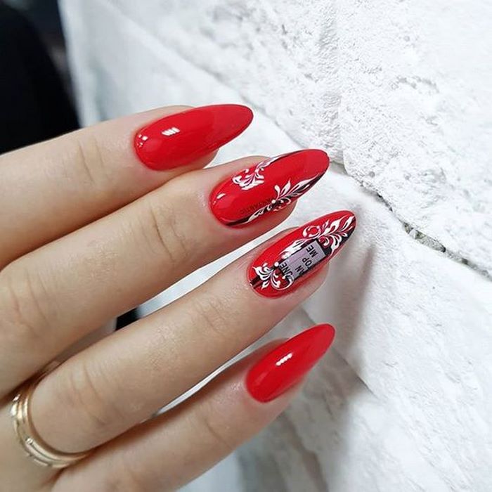 Կարմիրի 24 երանգներ` իրենց արժեքն իմացող թագուհիների համար