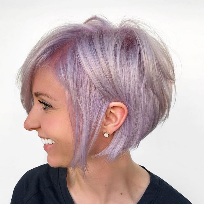 Նորաձև սանրվածքներ՝ նվազագույն ոճավորմամբ. 15 տարբերակ ակտիվ կանանց համար