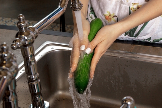 Շատ համեղ և թարմացնող վարունգով աղցան