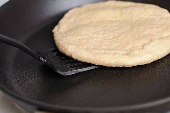 Խաչապուրի տապակայի մեջ