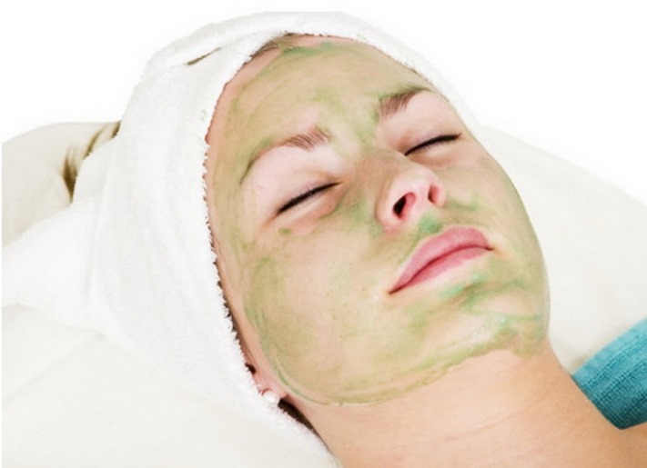 Դեմքի մաշկը մաքրող և թարմացնող դիմակ` հալվեյով և մեղրով