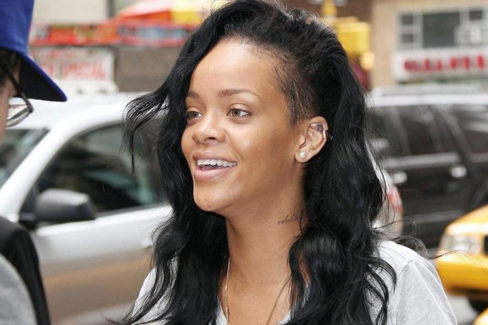 &laquo;Ո՞վ է ավելի գեղեցիկ&raquo;: Աշխարհի տարբեր անկյուններից հայտնի կանանց լուսանկարներ, ովքեր համարձակվել են ներկայանալ առանց դիմահարդարման