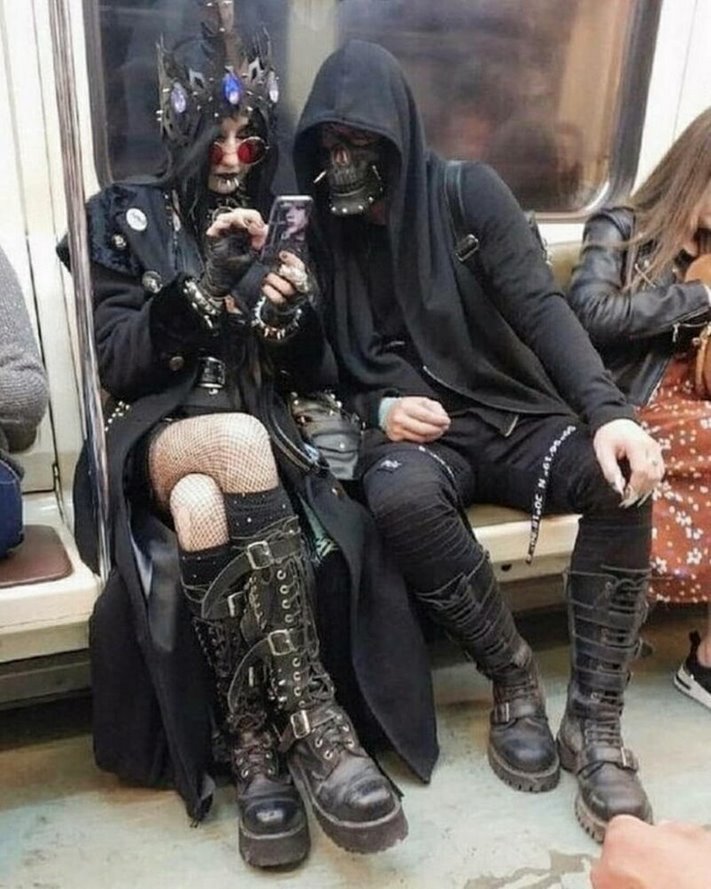 Մարդկային ցեղի 20 բացառիկ ներկայացուցիչ՝ մետրոյի ամենասովորական վագոնում