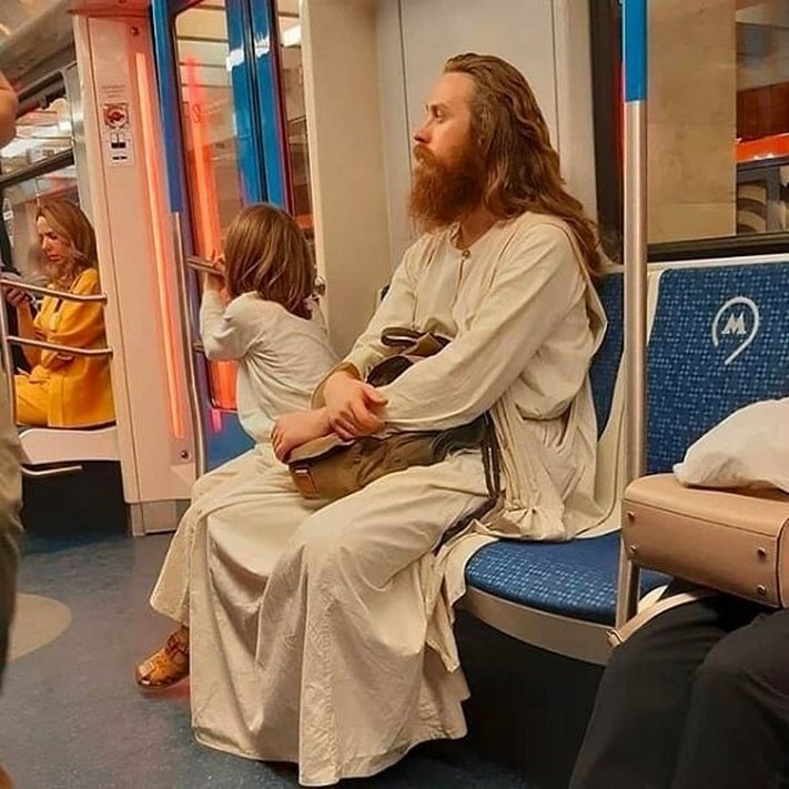 Մարդկային ցեղի 20 բացառիկ ներկայացուցիչ՝ մետրոյի ամենասովորական վագոնում