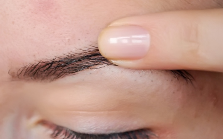 Ինչպես աճեցնել հոնքերը, եթե մազարմատն արդեն մահացած է