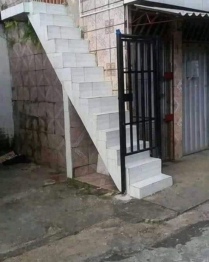 16 շինարարական մղձավանջ նրանցից, ովքեր չեն կարողանում բահը տարբերել մուրճից