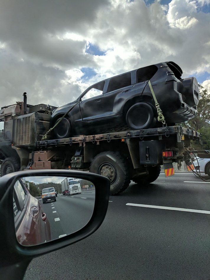 Ամենաառեղծվածային և անհասկանալի բեռները, որոնք կարելի է միայն հանդիպել սովորական ճանապարհներին